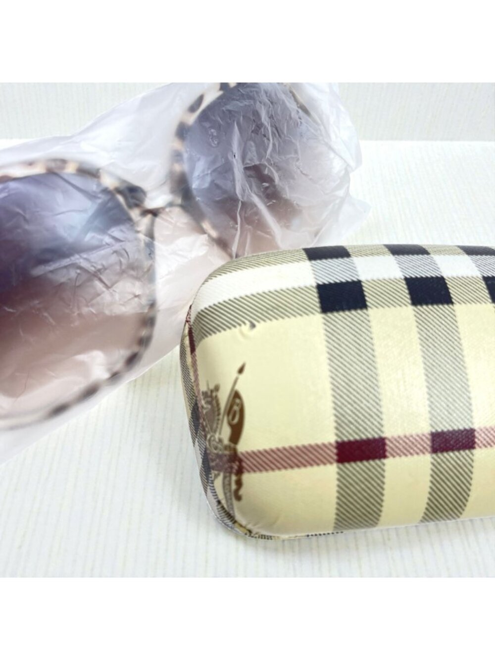 Burberry Women's Oversized Sunglasses Tortoise Frames Gradient Lenses Italy - Picture 12 of 12